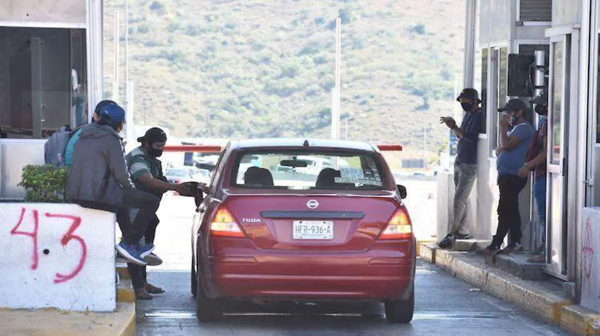 Piden a Gobierno Federal reducir peaje de Autopista del Sol ante bloqueos y mal estado